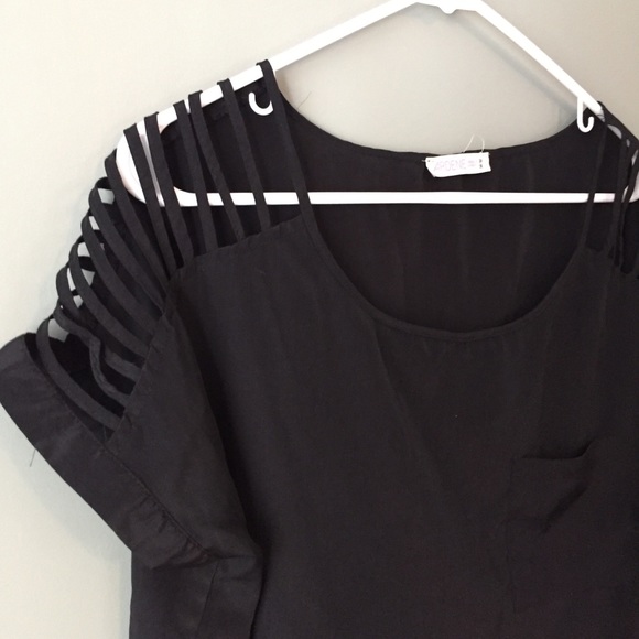 Black Ardene Blouse - Picture 2 of 3